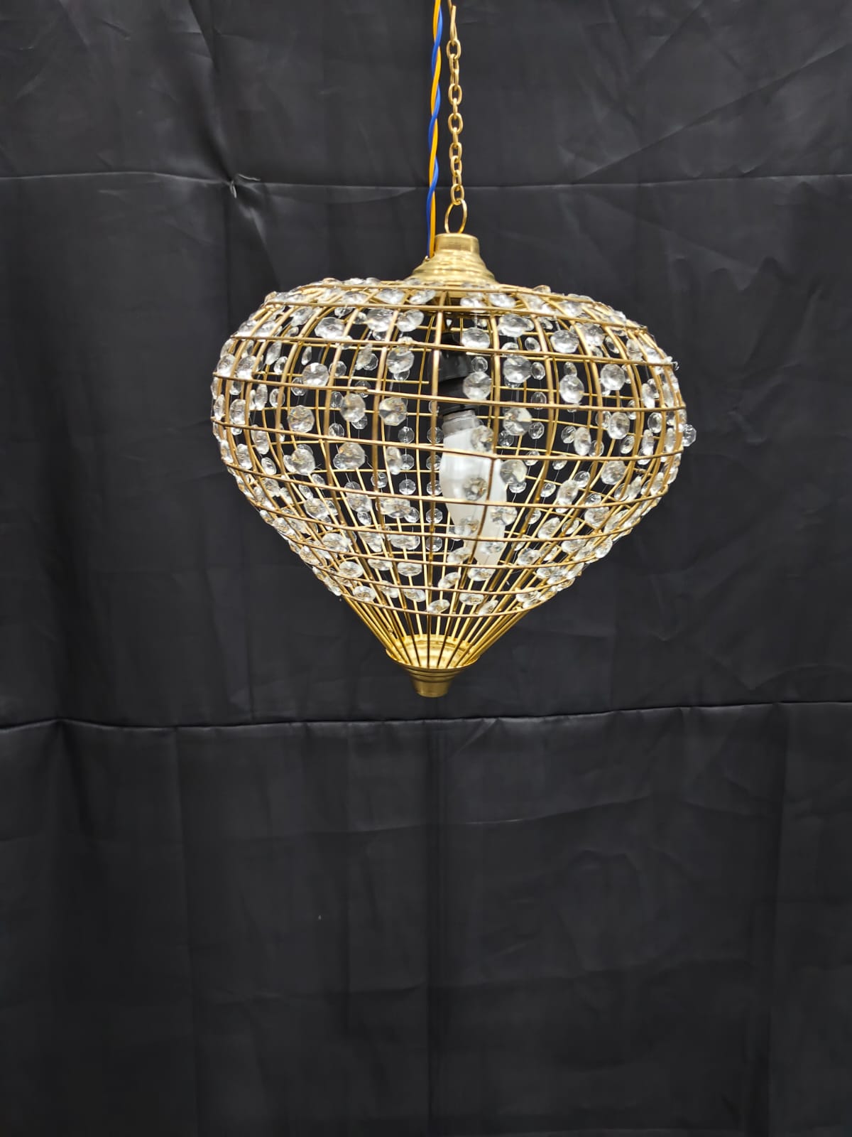 SINGLE LIGHT CRYSTAL HANGING LAMP