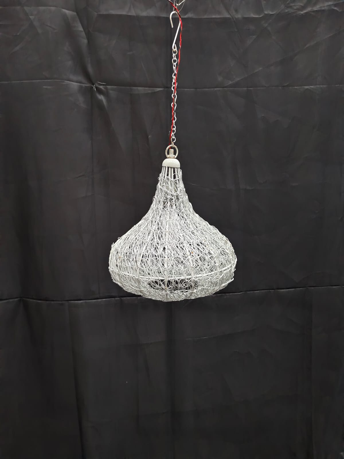 MD SINGLE LIGHT HANGING LAMP WHITE