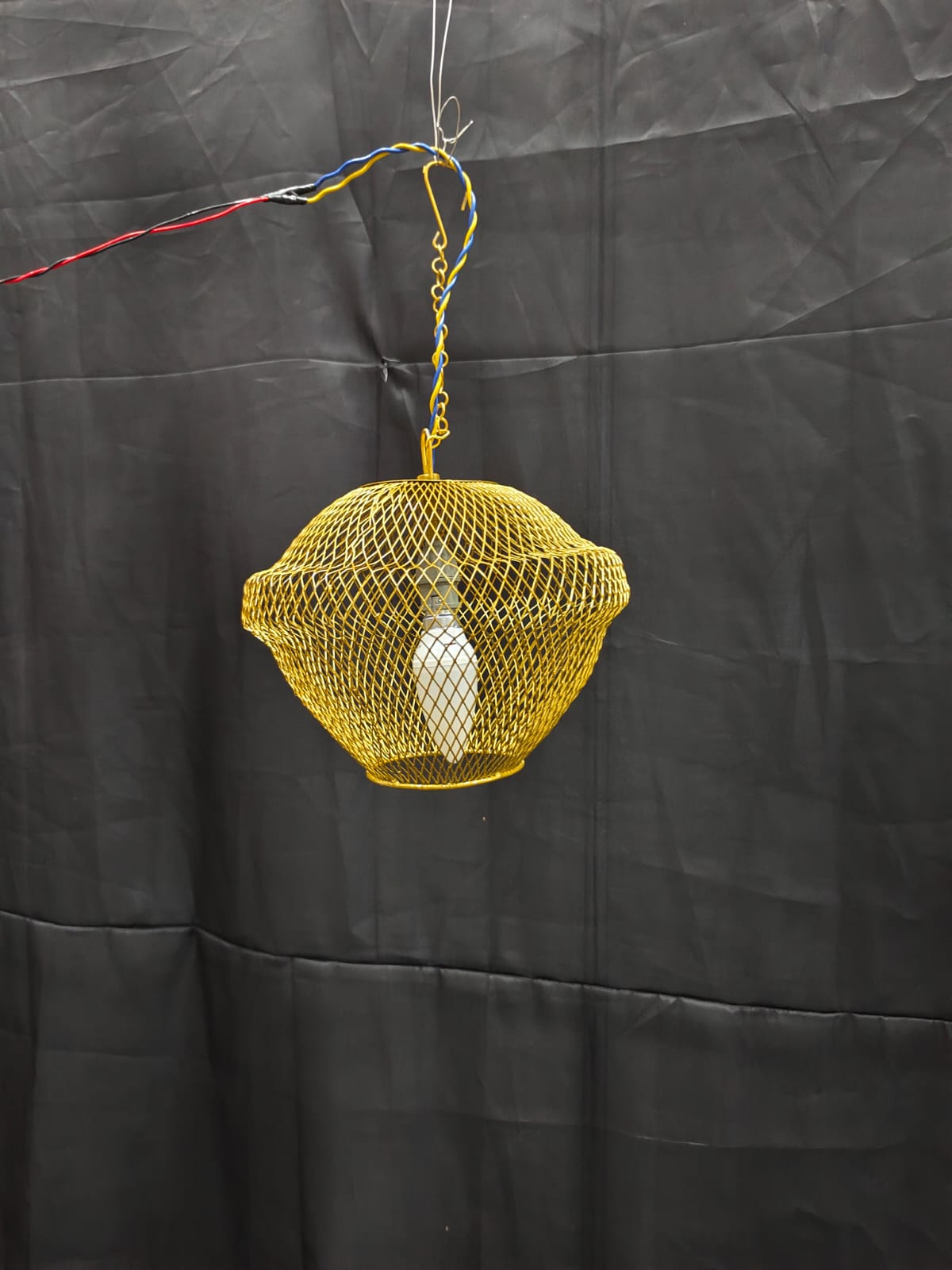 MD SINGLE LIGHT HANGING LAMP