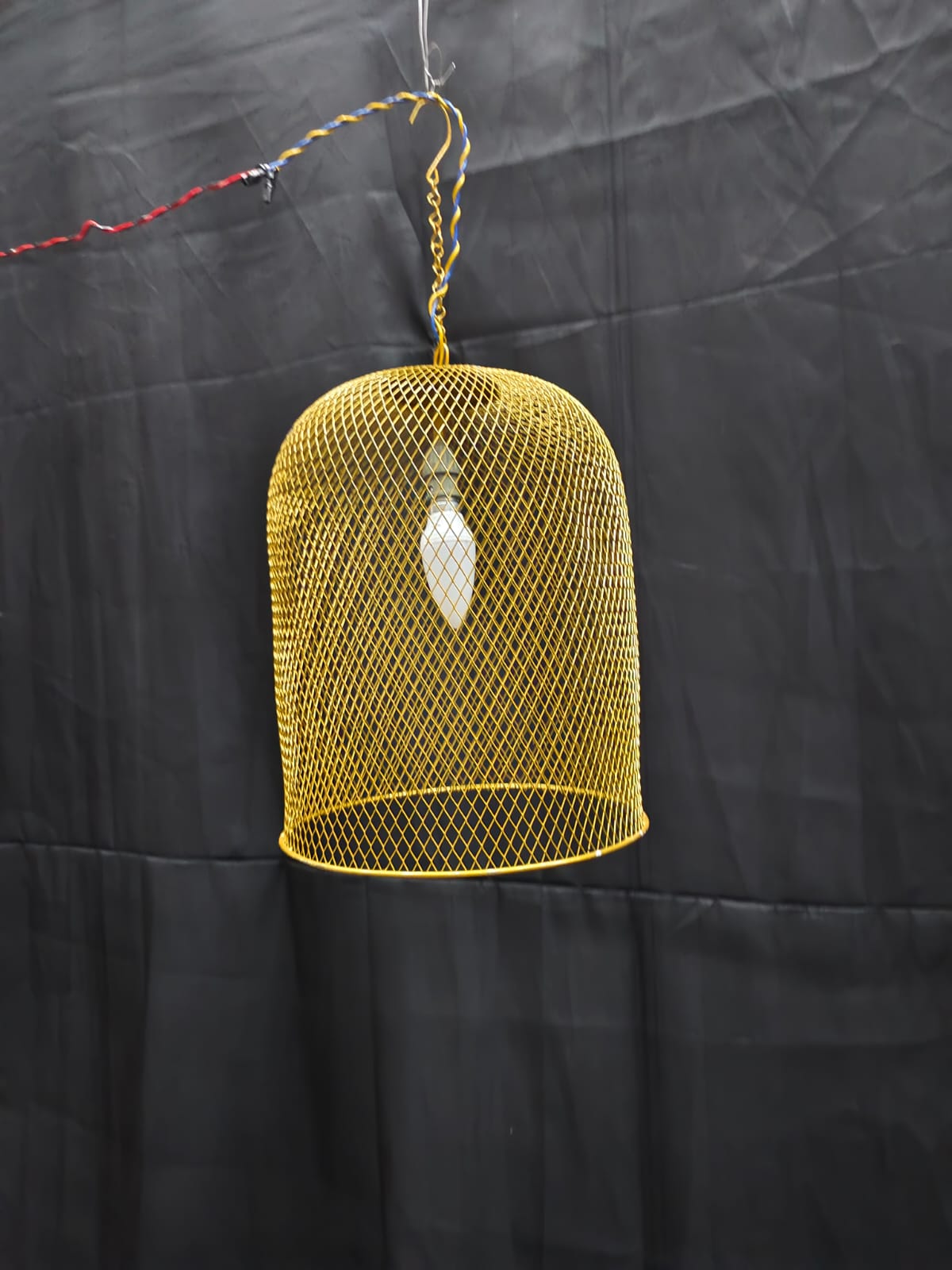 MD SINGLE LIGHT HANGING LAMP