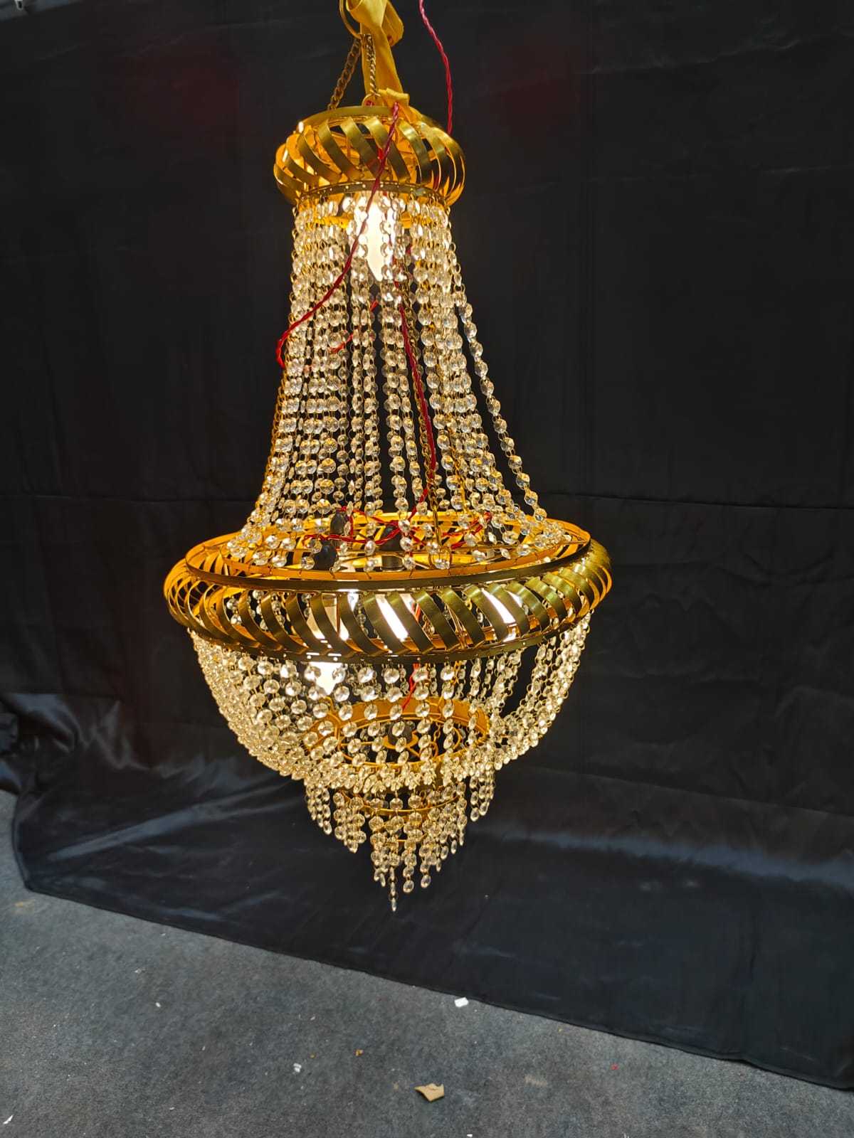 CRISTAL APPLE CHANDELIER