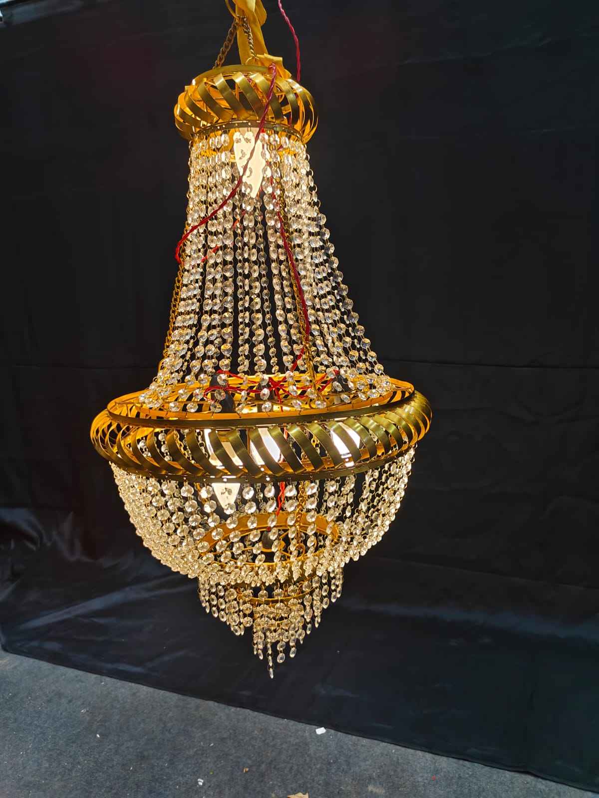 CRISTAL APPLE CHANDELIER