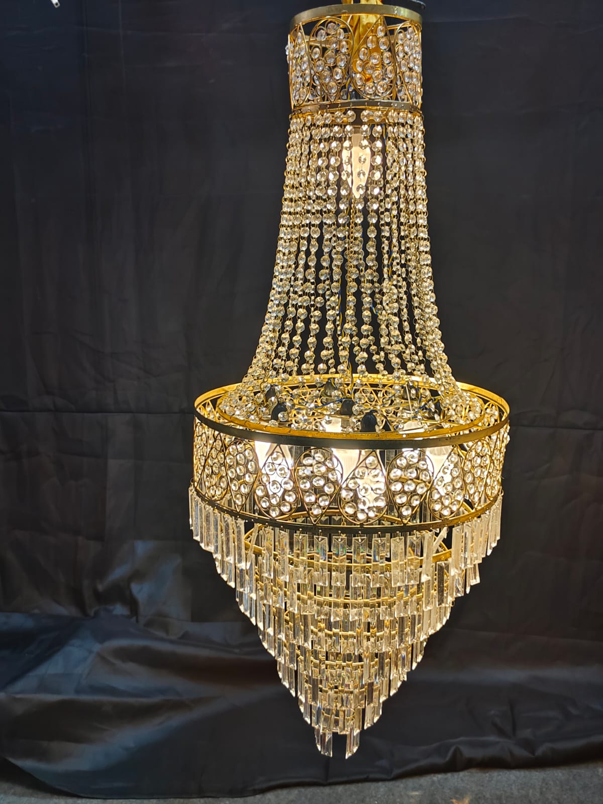 CRISTAL PATRI CHANDELIER